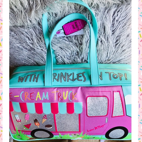 Betsey Johnson Ice Cream Truck Sprinkl Cooler Tote - Picture 3 of 8